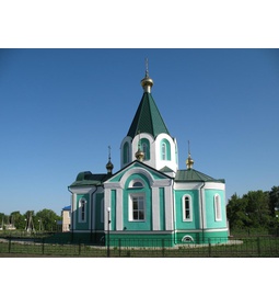 Храм Живoначальнoй Трoицы в селе Журавка